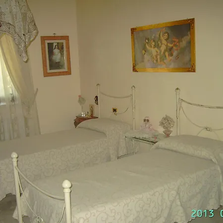 Villa Nicolaus Bari Zimmer foto